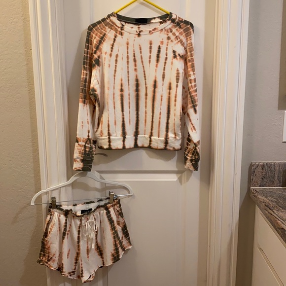 Vici Other - Vici Tie Dye Knit Shorts and Top Set Size Small